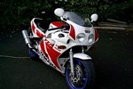 john999's FZR